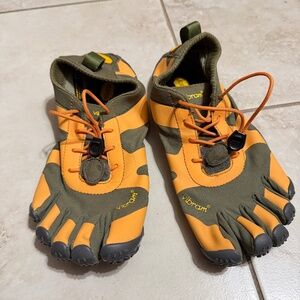 Vibram Five Fingers V-Alpha Women's Orange Military Barefoot Shoes 37